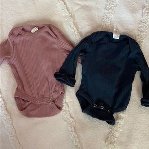 EUC Kate Quinn organic cotton onesie bundle